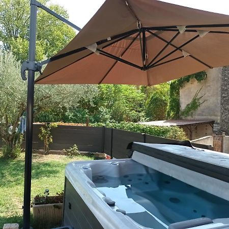 Saint-Martin-dʼArdèche Chambres D'Hotes & Jacuzzi - A L'Ombre Des Amandiers מראה חיצוני תמונה