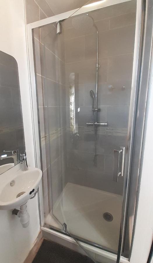 Saint-Martin-dʼArdèche Chambres D'Hotes & Jacuzzi - A L'Ombre Des Amandiers מראה חיצוני תמונה
