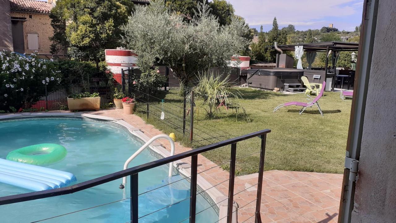 Saint-Martin-dʼArdèche Chambres D'Hotes & Jacuzzi - A L'Ombre Des Amandiers מראה חיצוני תמונה