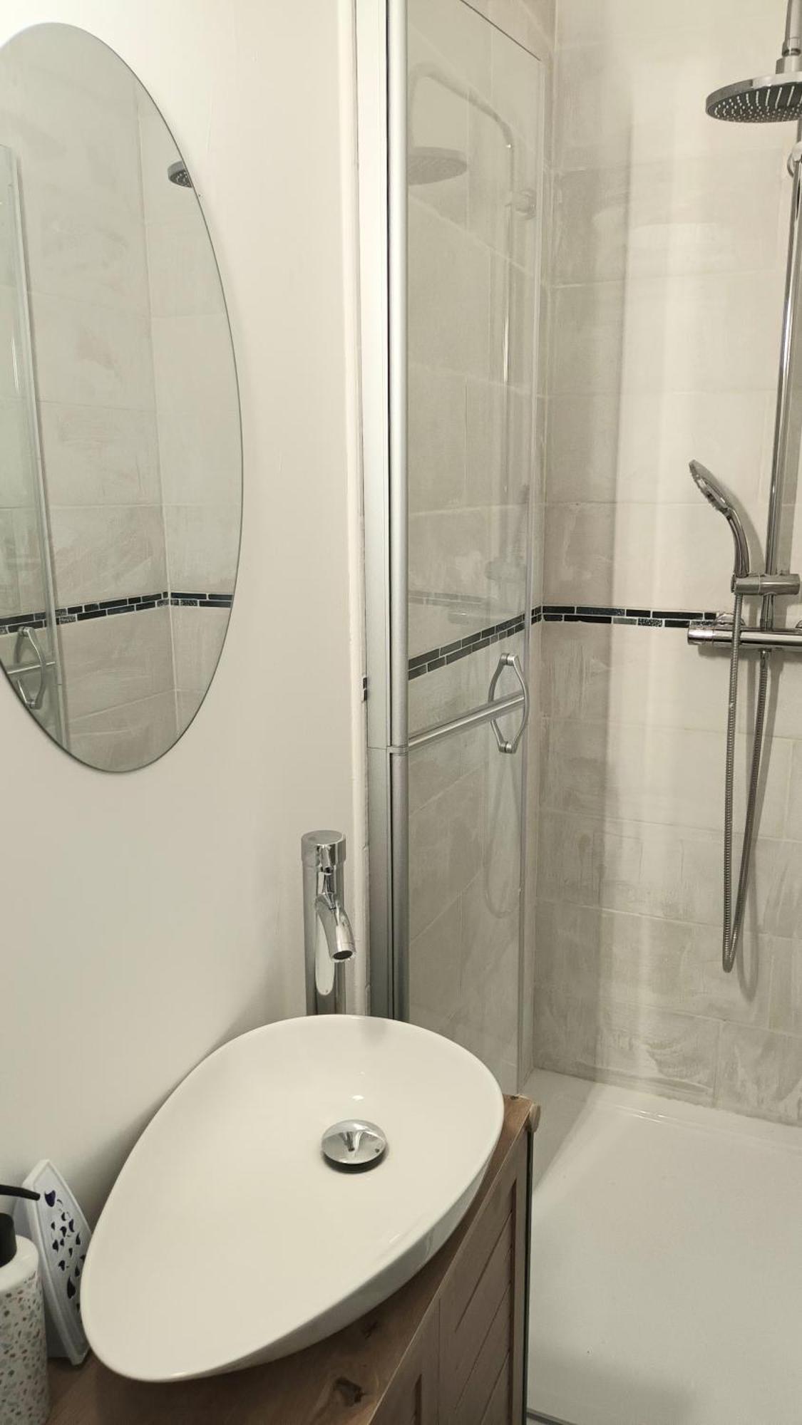 Saint-Martin-dʼArdèche Chambres D'Hotes & Jacuzzi - A L'Ombre Des Amandiers מראה חיצוני תמונה