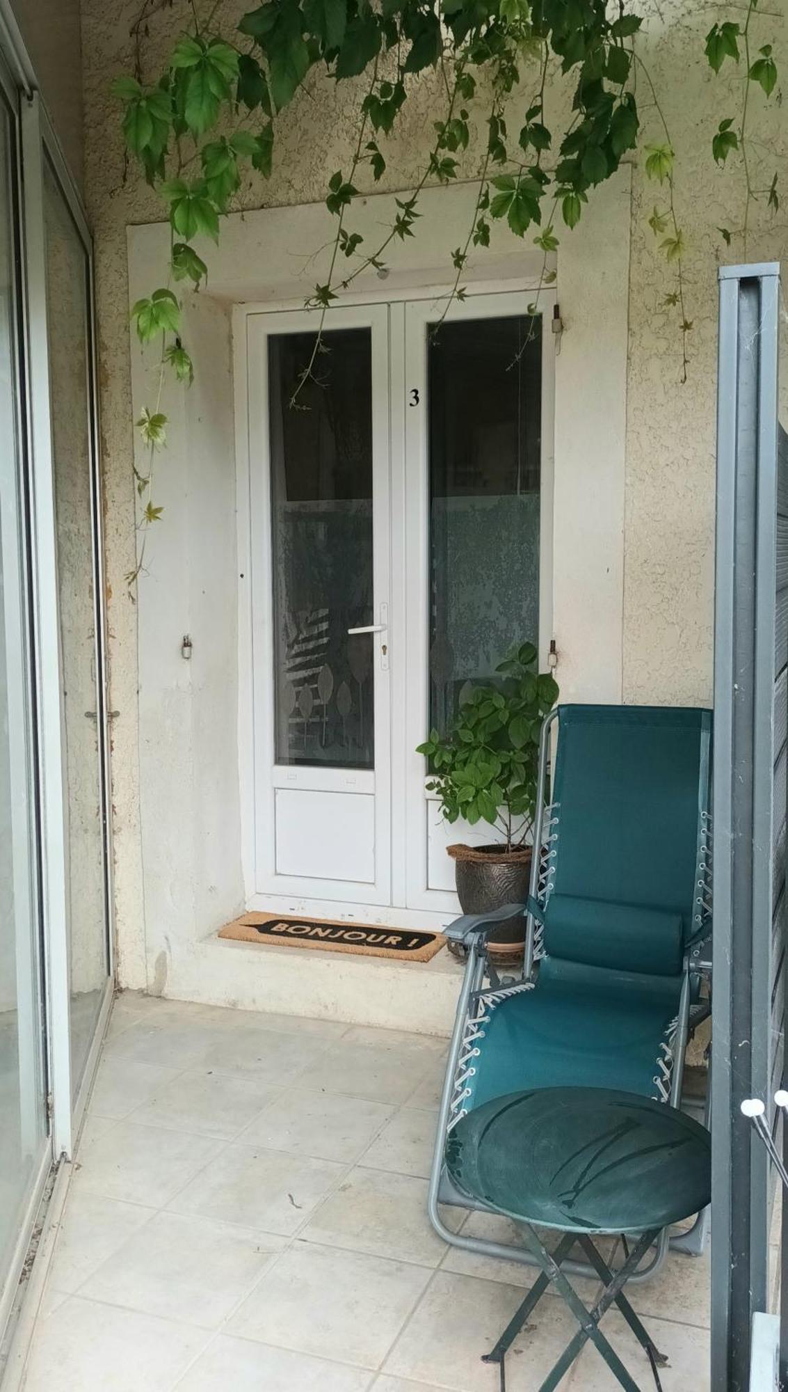 Saint-Martin-dʼArdèche Chambres D'Hotes & Jacuzzi - A L'Ombre Des Amandiers מראה חיצוני תמונה